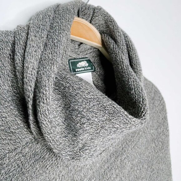 Roots Chunky Grey/Red Striped Poncho Size S - Picture 6 of 6